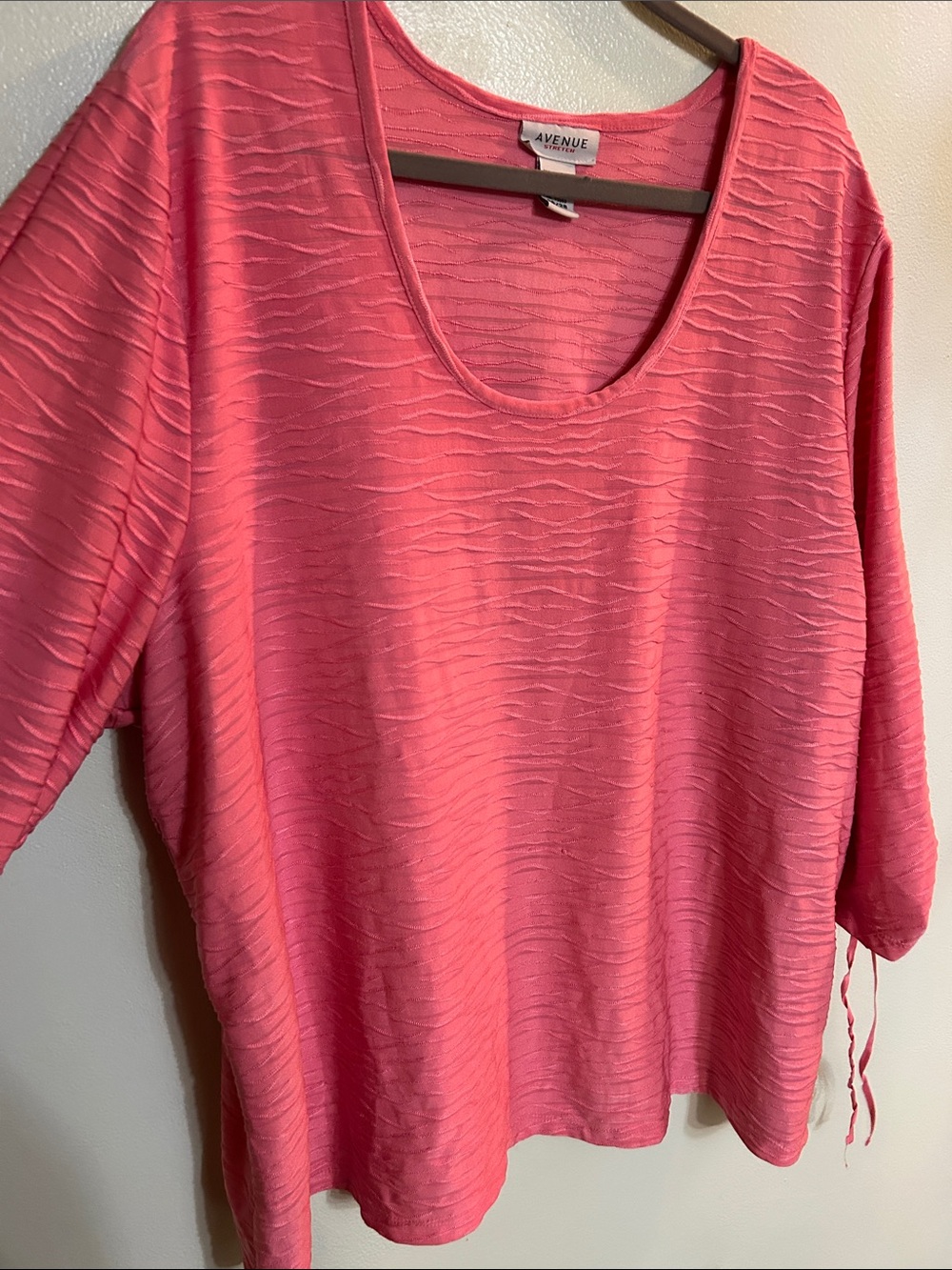 Avenue Coral Pink Textured Scoop Neck Sweatshirt